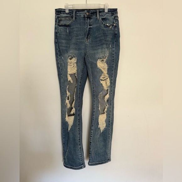 Judy Blue Denim - Judy Blue Womens Size 13/31 Ultra Distressed Stretch Denim Straight Fit Jeans